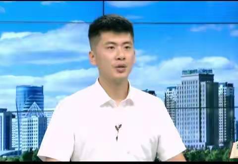 科区七中7.14全体家长收看《公益大讲堂》之《堵住未成年人非理性消费之门》