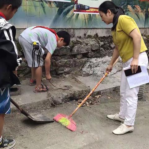 学校不仅是教师传授学生知识的场所，更是学生生活和学习的第二家园，上小－就从卫生起步