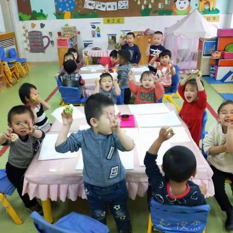 《蔬菜拓印画》