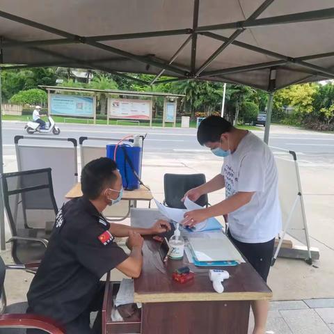 陵水黎族自治县民政事务服务中心开展“抗击疫情 关爱老人”工作