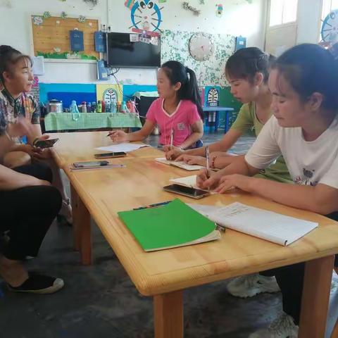 防暴演练进校园 筑起安全第一线－杨林寨中心幼儿园反恐防暴安全演练