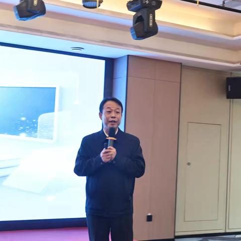 智启未来・AI 赋能课堂｜"国培计划（2026）" 湖南省中小学信息科技骨干教师人工智能专题培训（E0003）在长沙开班