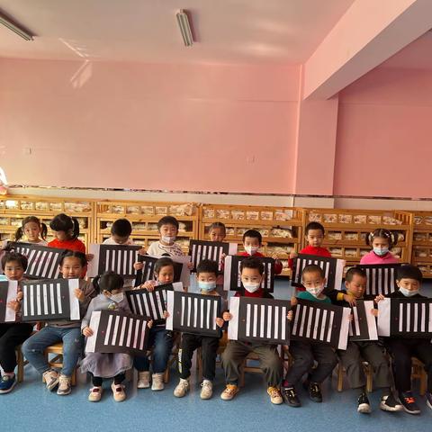 中二班绘画活动《变变变》小记📝