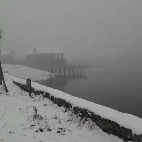 2017第一场雪《草庐剧场》