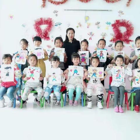 双手扶持千木茂 慈怀灌注万花稠