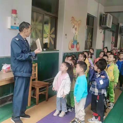 红缨红太阳幼儿园海鸥班发现相似《谁来保卫幼儿园的领地》