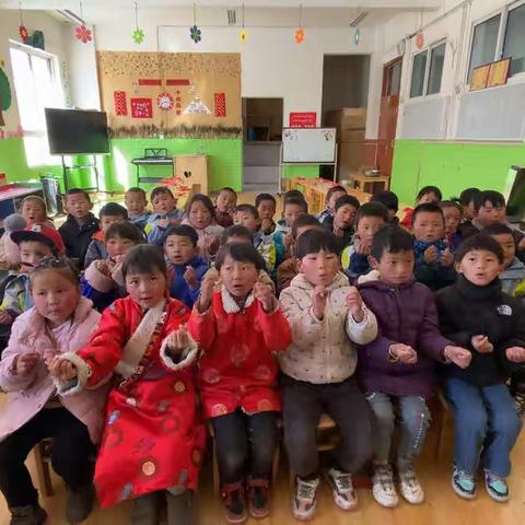 温馨三月，情暖春天-玛曲县欧拉秀玛乡幼儿园庆“三八”妇女节