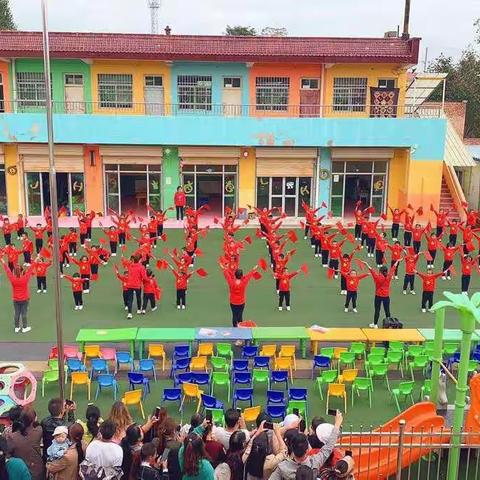 2020年杨舒白云幼儿园国庆中秋放假通知