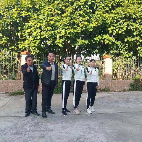 返岗研修，遇见更美的自己一一横州市莲塘镇中心学校小湴片区教学点数学组