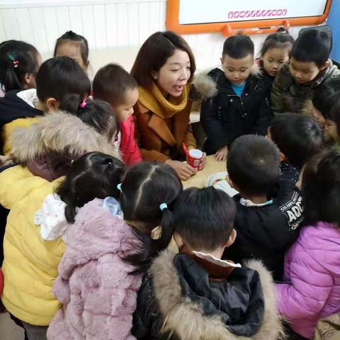 小二班家长助教——神奇的彩虹