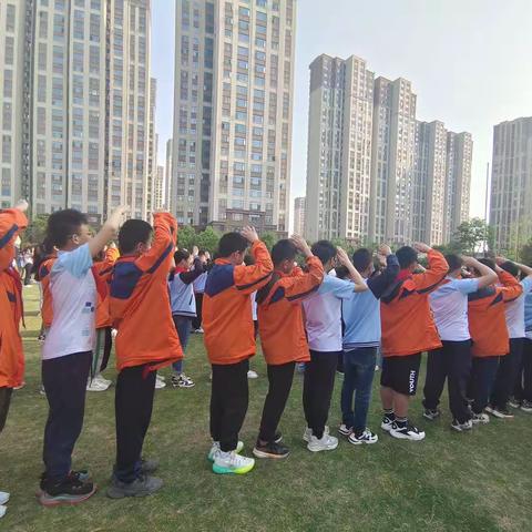 襄阳市海容小学见习生活(语教2101黄希)