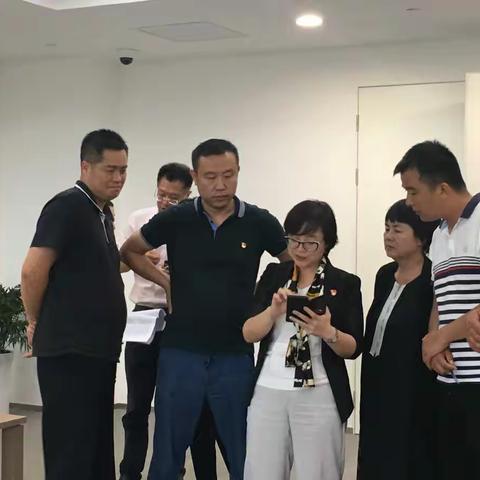 ［高新区文旅健康局］为企业“把关站岗”-王海若副主任赴国际医学中心召开项目推进会