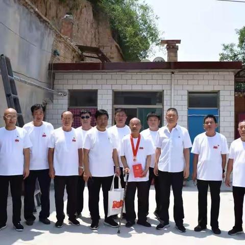 情系老党员 慰问暖人心——大槐树镇常二社区组织走访慰问老党员、残疾党员、生活困难党员、优秀党员