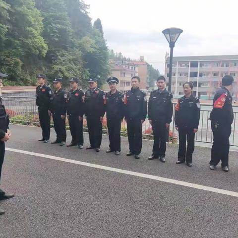 井冈山实验学校反恐演练纪实