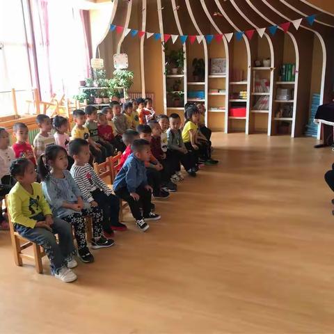正蓝旗呼斯楞幼儿园萌芽十六班一日活动分享