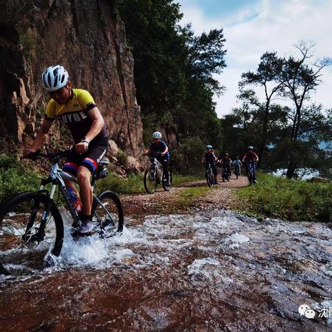 营在山水间 玩在画谷里 | 大石湖房车露营基地 第一届骑行节邀请函