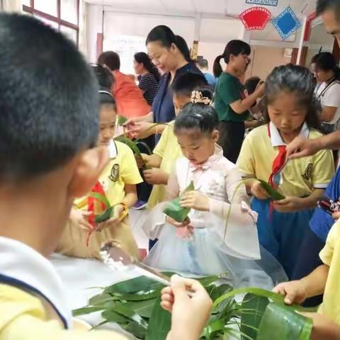 潘南小学-向上中队-新时代文明传习-端午传承，粽墨飘香实践活动