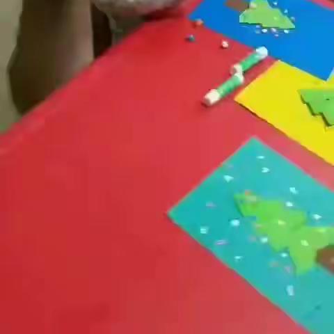 星星亲子园的全体教师祝大家圣诞快乐！🎅🎅🎅