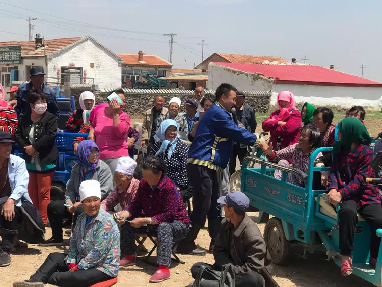扫黑除恶进基层 宣传动员聚民心 商都县乌兰牧骑"扫黑除恶"宣传文艺