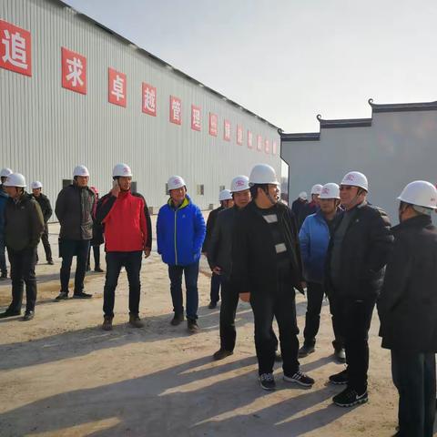 郑州南站建设指挥部袁亚洲带队深入郑州南站项目部二分部施工现场检查指导工作（副本）