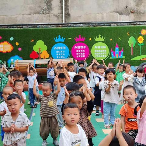 童馨幼儿园小一班一周的精彩片段🎉