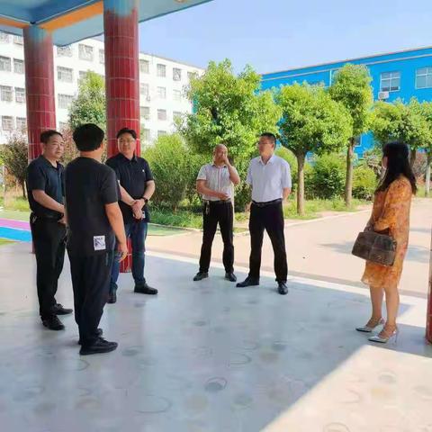 杨帆局长率队到台头乡开展校园安全专项检查