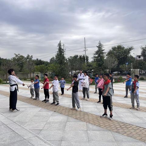 “拳”心“拳”意—西安市第六十三小学部特色社团—跆拳道