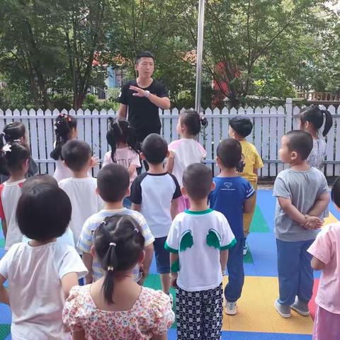 美斯顿保利园“防拐防骗•守护成长”演练活动