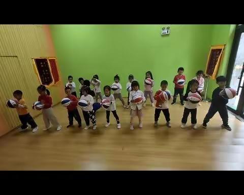 美斯顿幼儿园去小学化幼小衔接，与快乐携手