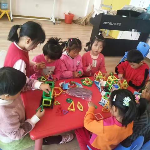 我们的奖品真好玩