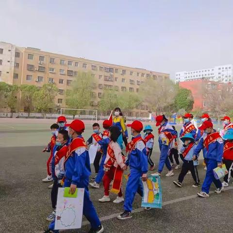 幼小衔接   助力成长——哈密市实验幼儿园走进哈密市第二小学