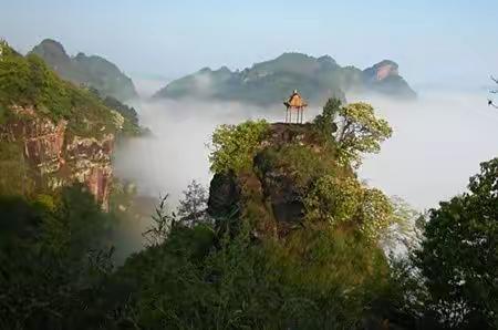 99相约皖南最美赏花，游览山水美景，攀登道教名山