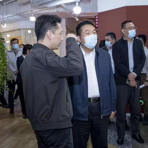 市市场监督局党组书记倪俊南走访调研小红书