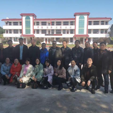 凝心聚力谋均衡，抓实常规展新颜一一慈利县教育局主题教育推进之景龙桥中学送教篇