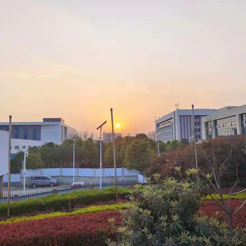 21网2班的疫情活动                                                            “众志成城 抗击疫情”