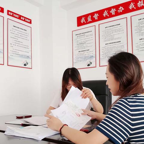 营楼桥社区开展2022年上半年财务公开情况监督检查