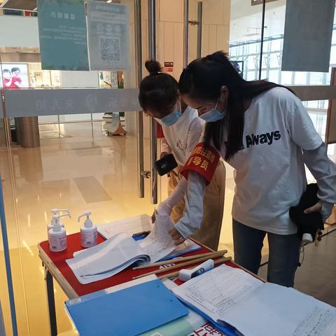 营楼桥社区加强防疫检查，筑牢防疫屏障