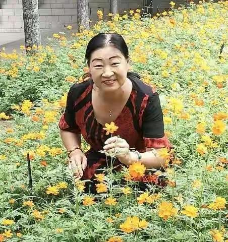 滨河公园姐妹们美了美！😁😁😁😁😁😁🌹🌹🌹🌹🌹🌹💃💃💃💃💃💃