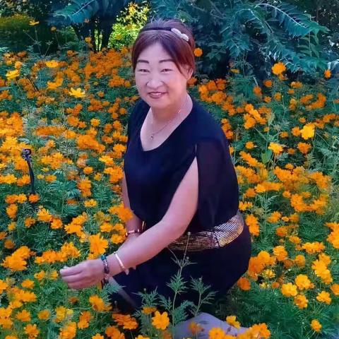 滨河公园姐妹们开心了一把！🌹🌹🌹🌹🌹🌹😀😀😀😀😀😀