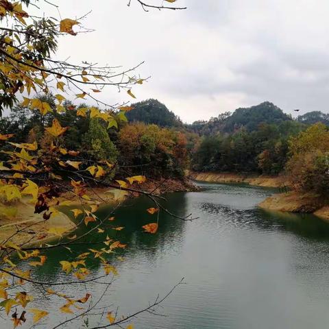 行走在徽山皖水间