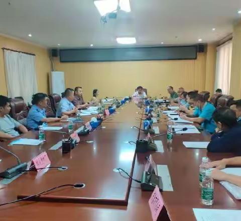 儋州市组织召开大气污染防治工作推进会。