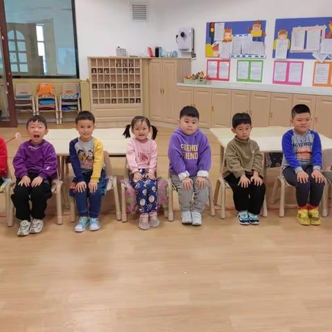 青华园崇学幼儿园大一班一周精彩2.13-2-17