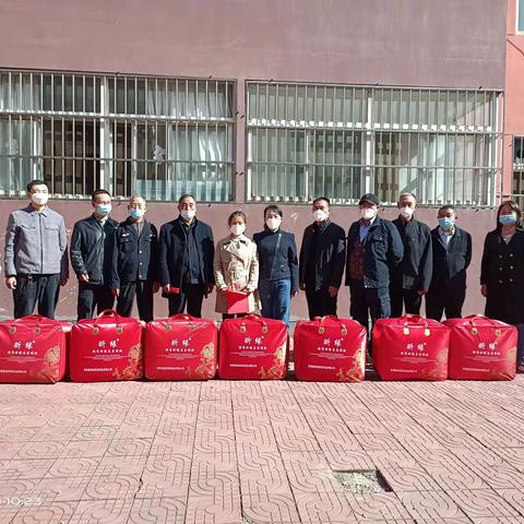 县委办党支部深入惠安家园开展“喜迎党的二十大 携手抗疫送温暖”主题党日活动