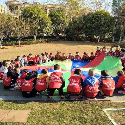 太阳城堡童乐园“亲近自然，徒步之旅”主题活动
