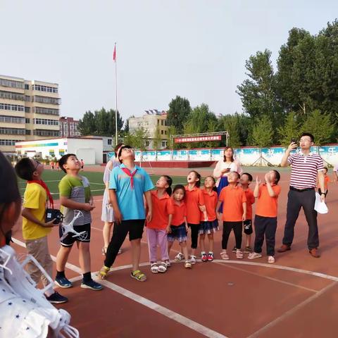 花开季，毕业季，迎新季――油田一小家校活动纪实二