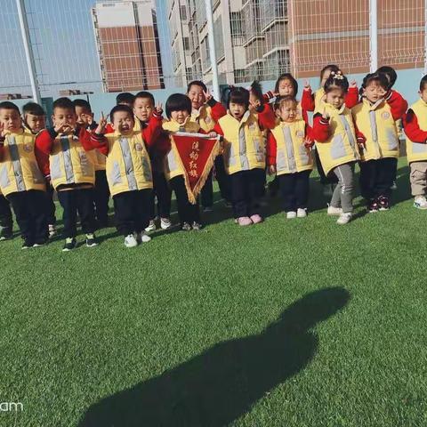 西安市高陵区曹家社区幼儿园小三班快乐的一周