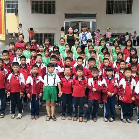 我们二四班