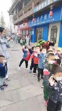 科技馆探索之行—兴乐跨世纪幼稚园小荷班
