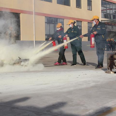 厉兵秣马，防患未然—陕西康禾立丰生物科技药业有限公司工厂事业部开展综合应急演练