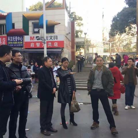 上下联动护航平安校园开启崭新征途 ——芦淞区政法委领导莅临樟小指导综合治理工作